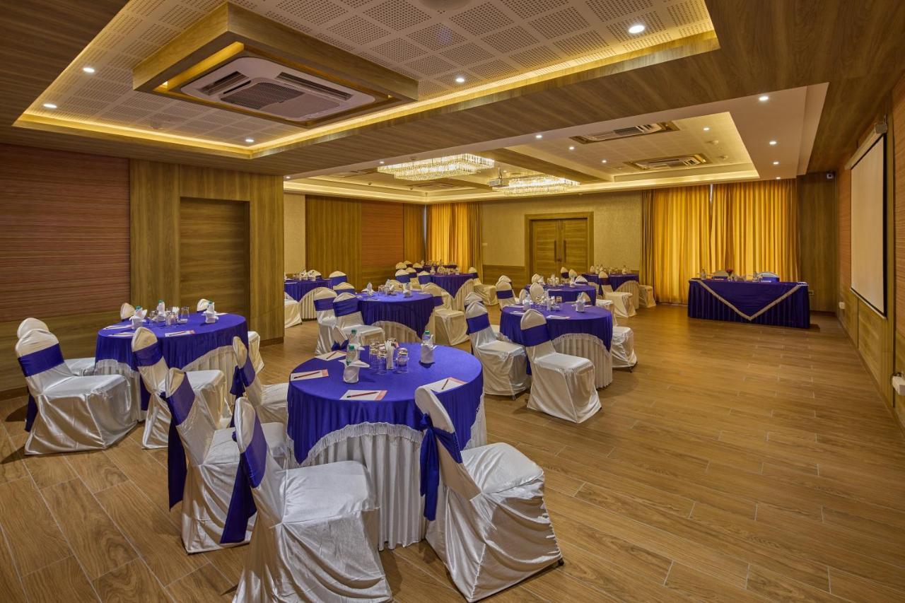 Grand Continent Hosur A Sarovar Portico Affiliate Hotel 외부 사진