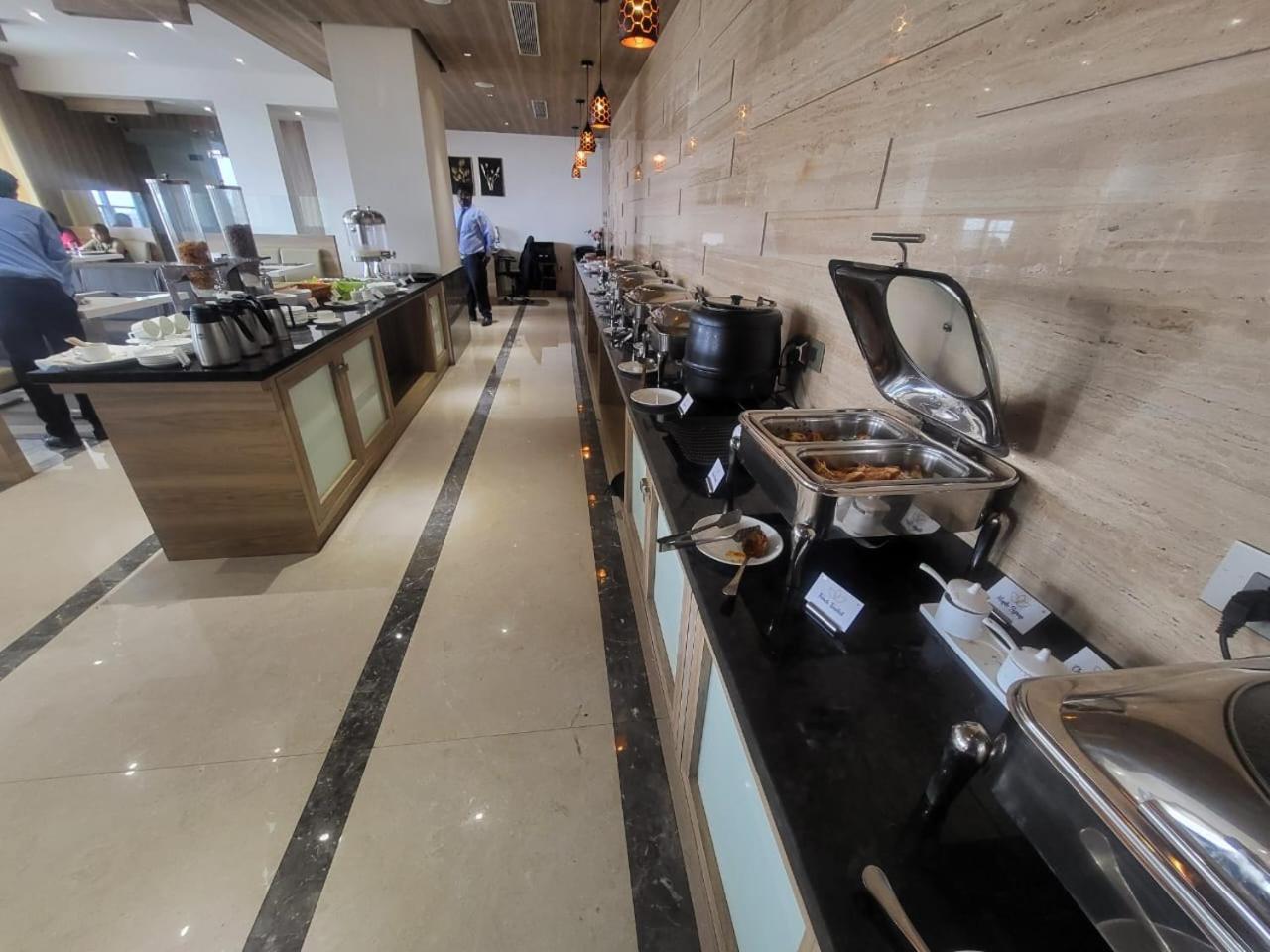 Grand Continent Hosur A Sarovar Portico Affiliate Hotel 외부 사진